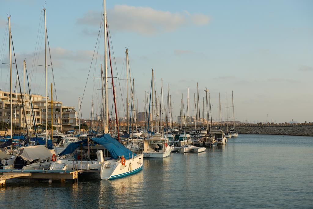 Herods Herzliya ภายนอก รูปภาพ